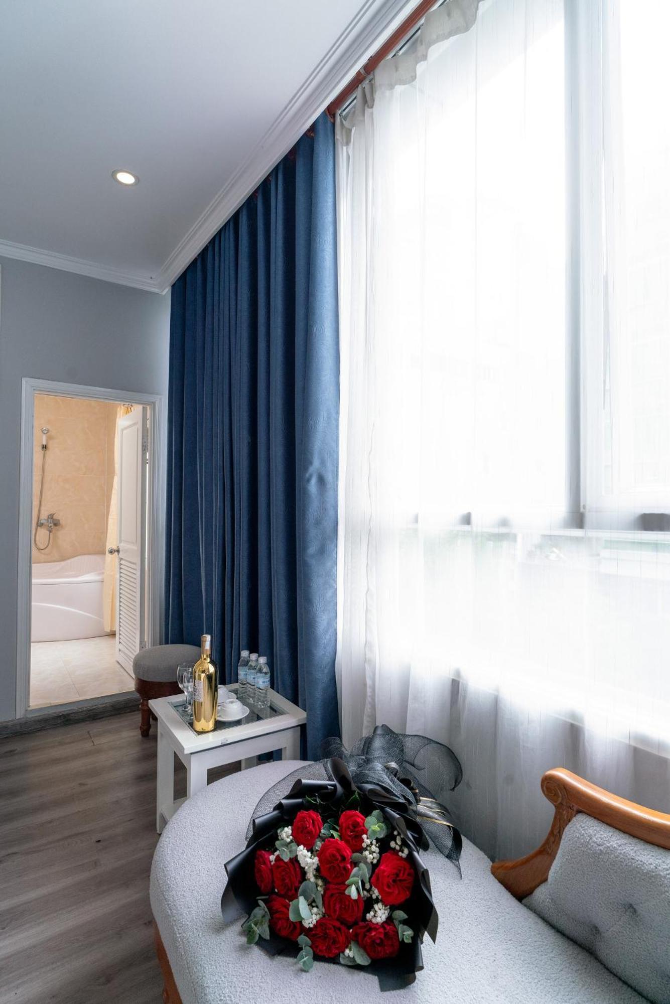 Ruby Saigon Hotel - Le Thanh Ton Ho Şi Min Dış mekan fotoğraf